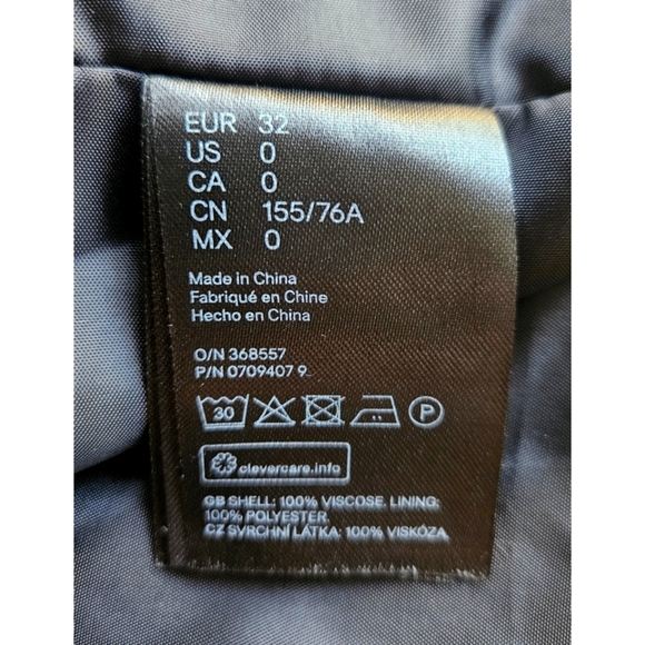 H&M Blazer - Picture 5 of 6